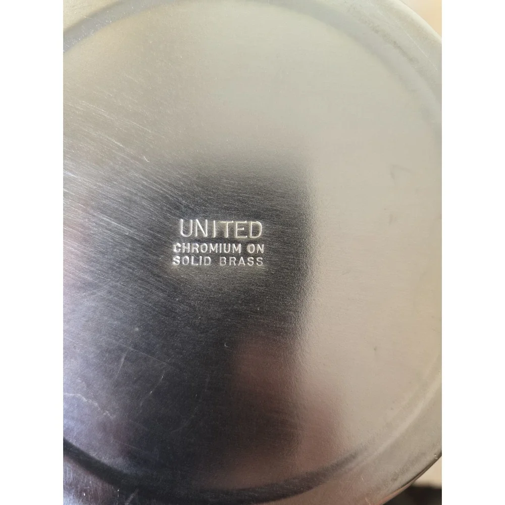 United Chromium Brass Ice Bucket Grape Vine Hinged Lid Handle Barware Vintage